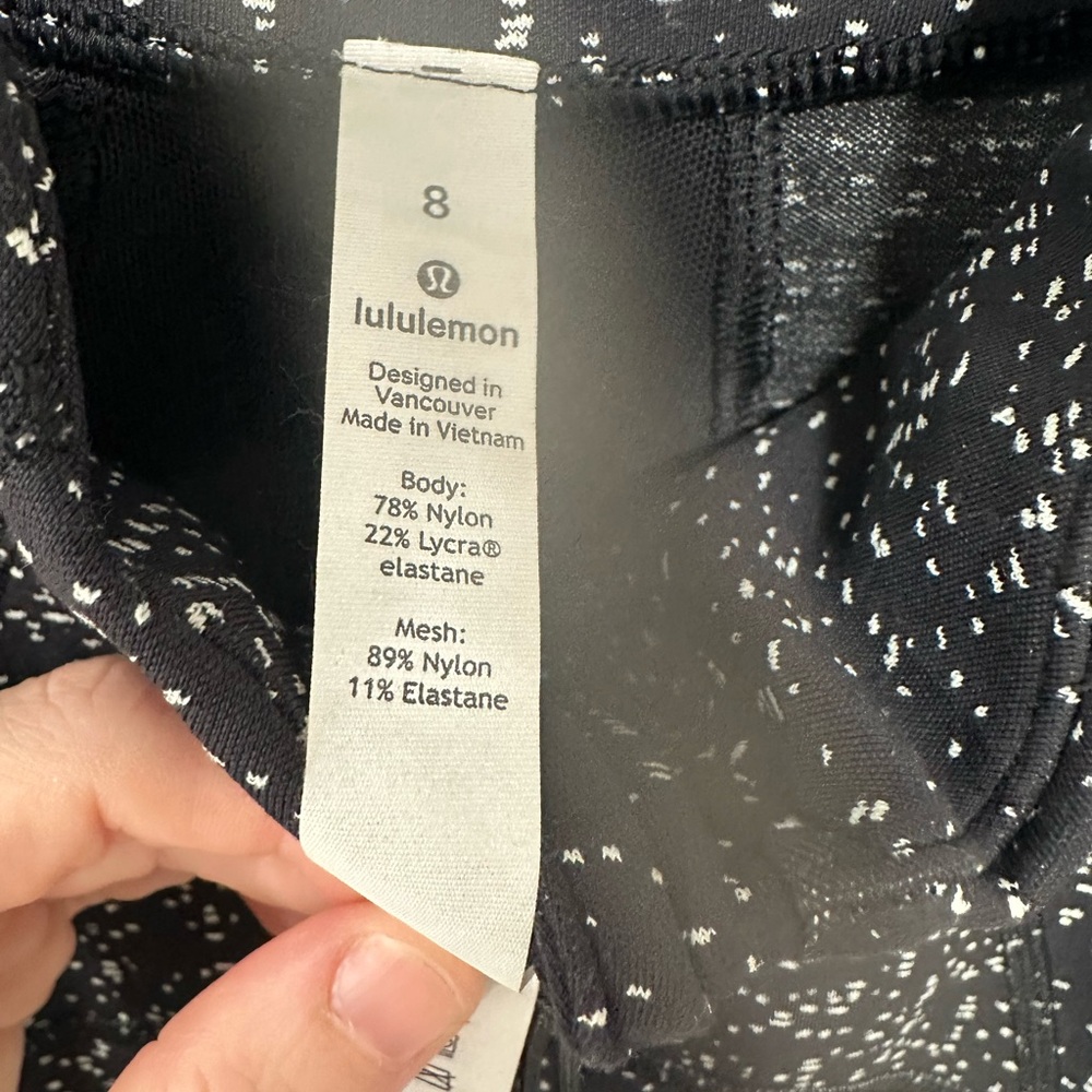 lululemon athletica Black and White Speckled Jacket - Picture 4 of 4